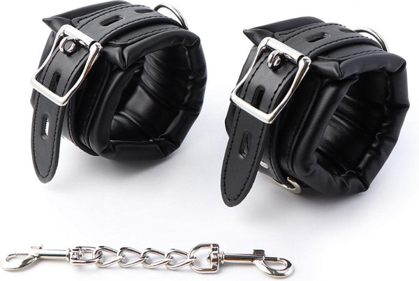 Fetish Fever   Cuffs with chain   Black